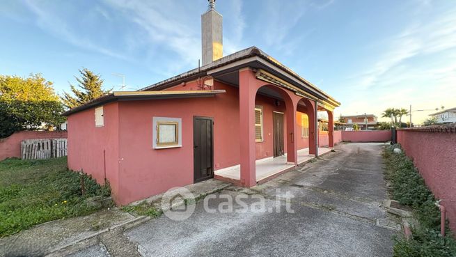 Villa in residenziale in Via della Fonderia 11