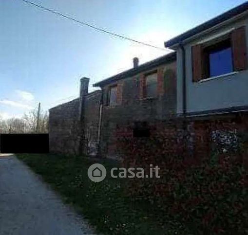 Rustico/casale in residenziale in Via Chiesa Prà