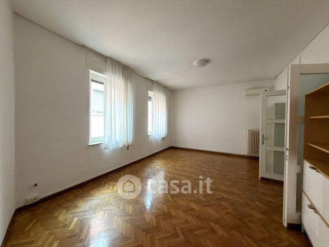 Appartamento in residenziale in Piazza Pola