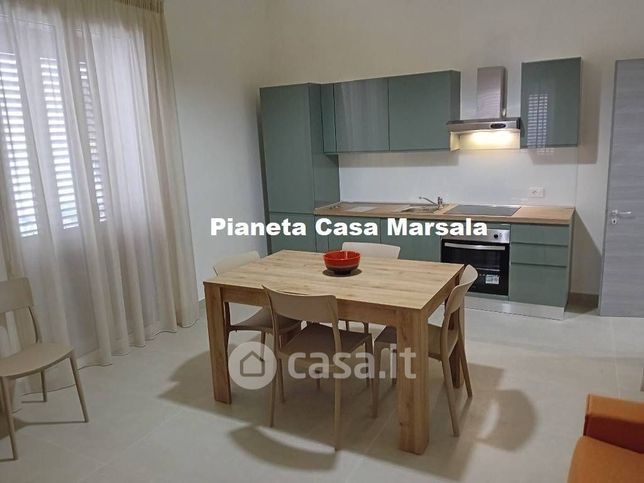 Appartamento in residenziale in Via Abele Damiani