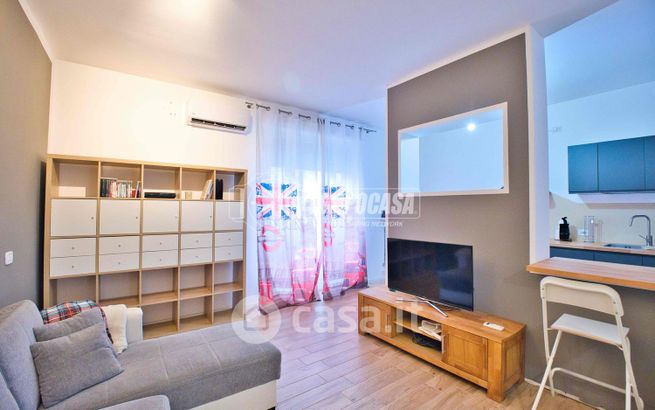 Appartamento in residenziale in Via Arturo dell'Oro