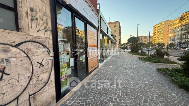 Capannone in commerciale in Viale di Augusto 85