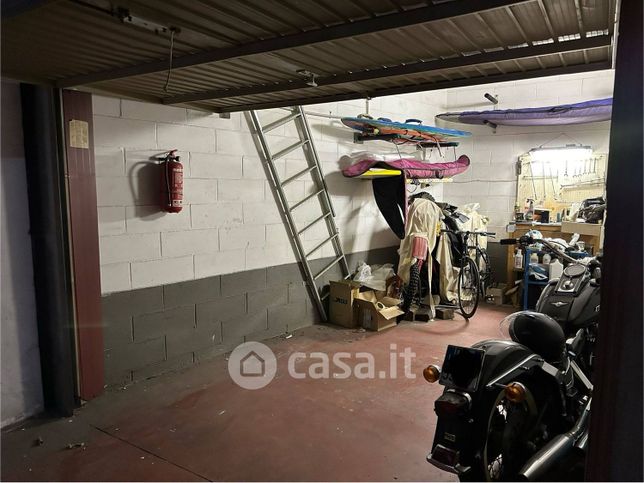 Garage/posto auto in residenziale in Via Manfredo Fanti 2