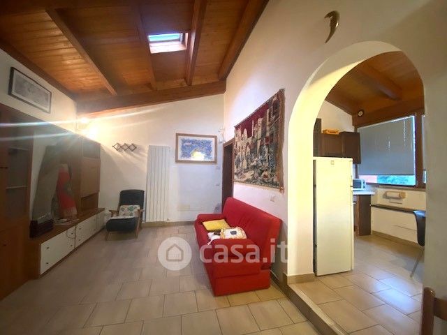 Appartamento in residenziale in Via dei Lecci 6