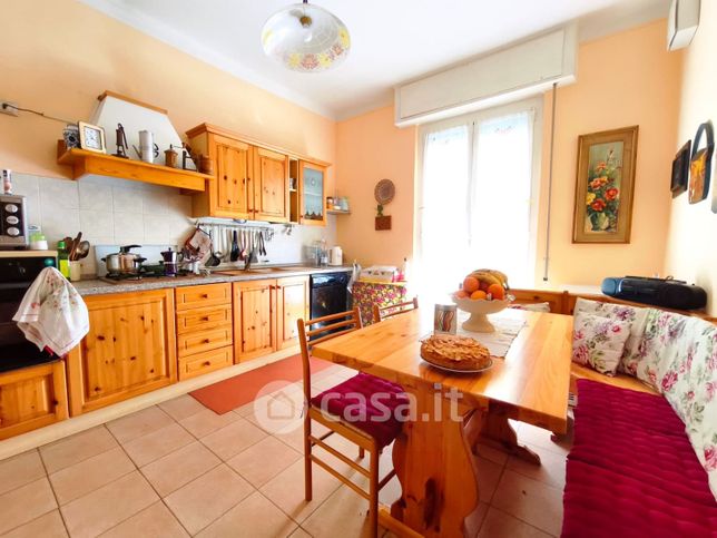 Appartamento in residenziale in Via Monsignor Cambiaso 21
