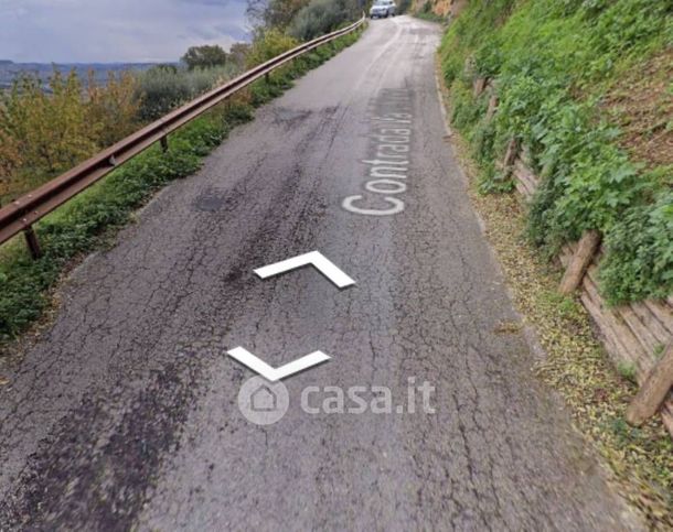 Terreno edificabile in residenziale in Contrada Valchiusa