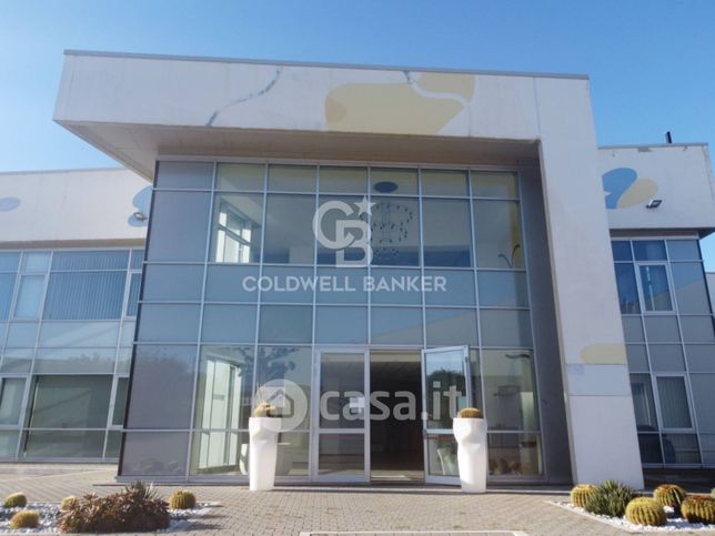 Capannone in commerciale in Viale Della Tecnologia