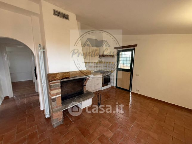 Appartamento in residenziale in Via Santo Tomao