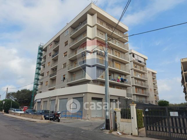 Appartamento in residenziale in Via Avola 44