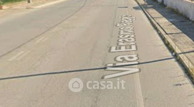 Box/posto auto in residenziale in Via Erasmo Piaggio