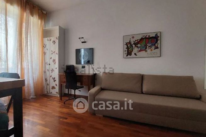 Appartamento in residenziale in Via Fiuggi 12