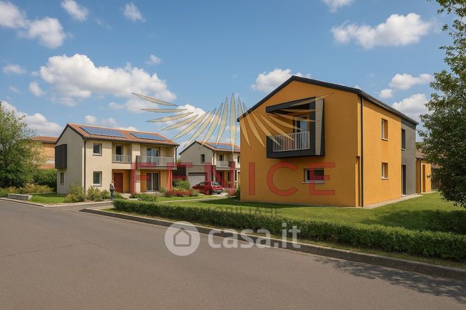 Casa bi/trifamiliare in residenziale in Via Dino Buzzati
