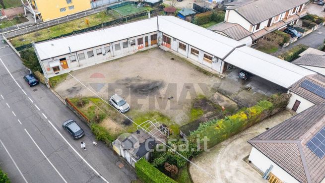 Capannone in commerciale in Via Piave