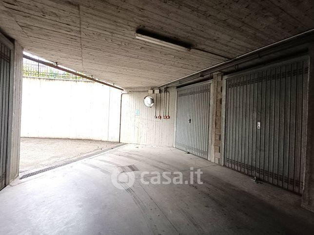 Box/posto auto in residenziale in Via Giuseppe Paganelli 6