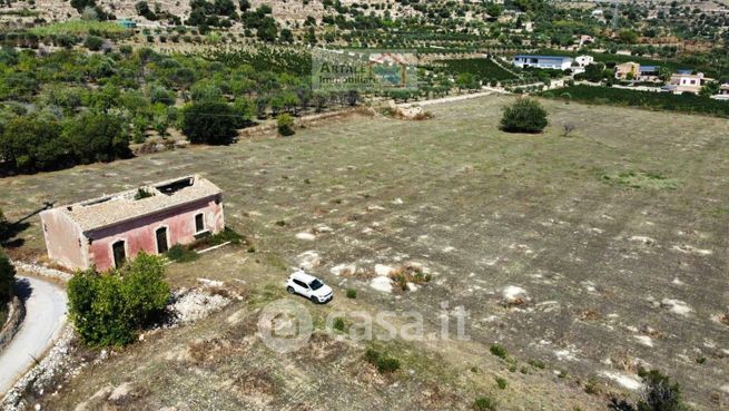 Terreno edificabile in residenziale in 