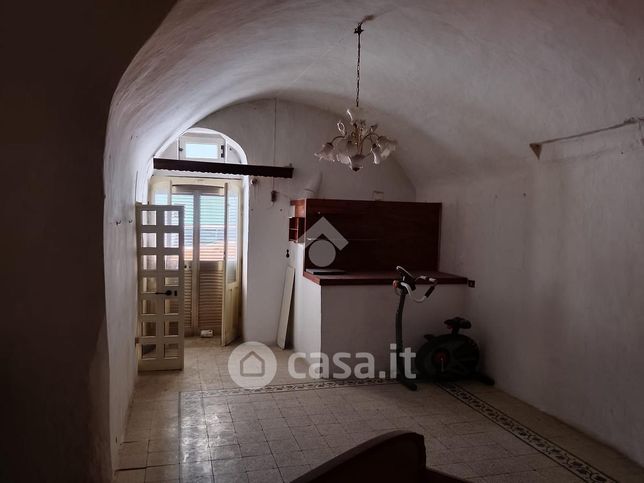 Casa indipendente in residenziale in 