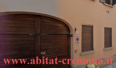 Box/posto auto in residenziale in Via Baldocca 12