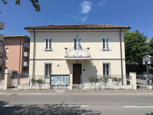 Ufficio in commerciale in Via Flaminia Conca 27