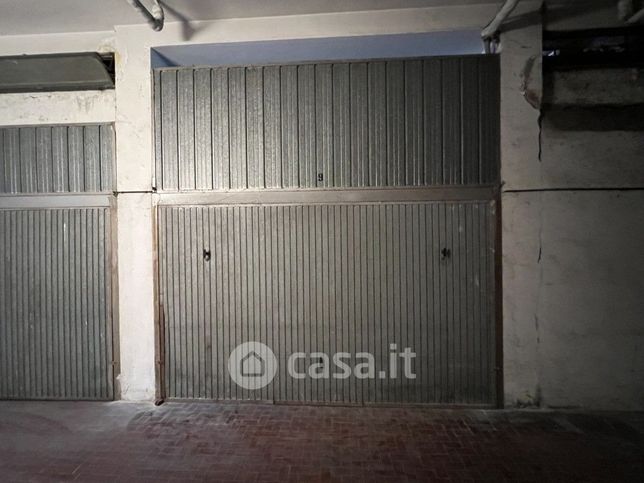 Box/posto auto in residenziale in 