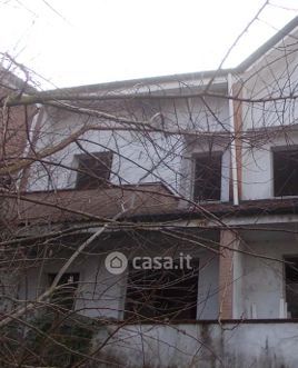 Villetta a schiera in residenziale in Via Rozzano