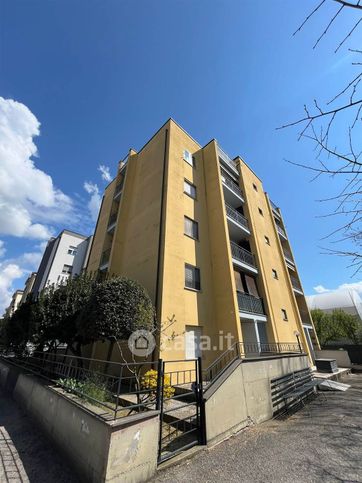Appartamento in residenziale in Via Gran Sasso 11