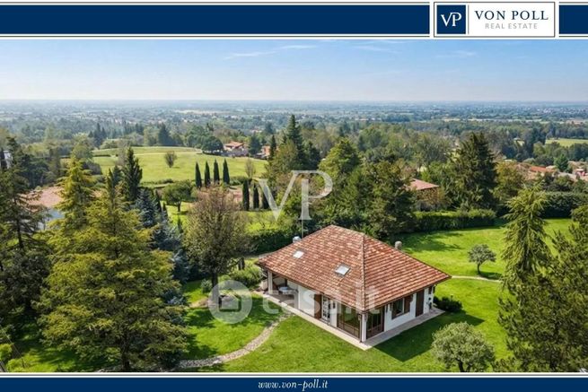Villa in residenziale in Strada Giuseppe Mazzini