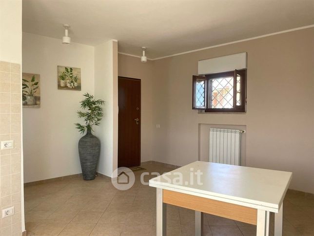 Appartamento in residenziale in Via della Rustica