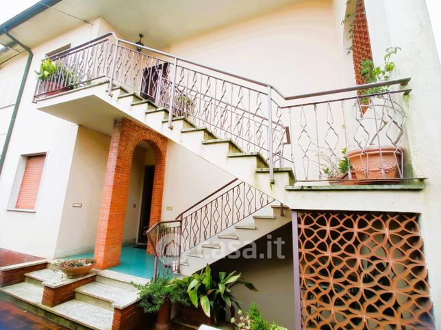Casa bi/trifamiliare in residenziale in Via Alessandro Borodin 56122