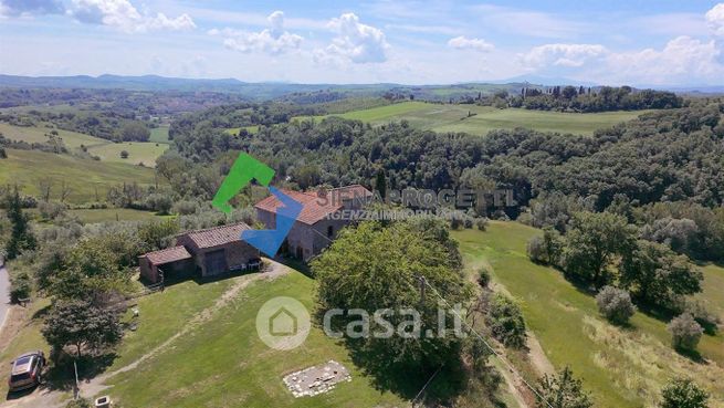 Rustico/casale in residenziale in Strada Provinciale 438