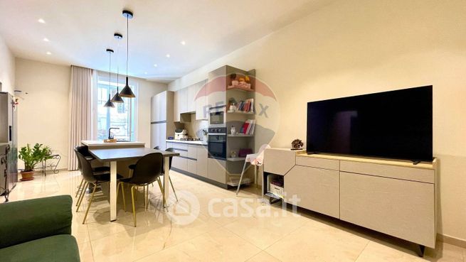 Appartamento in residenziale in Via Isnello 10