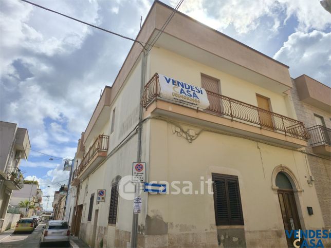 Casa indipendente in residenziale in Via Alcide de Gasperi 9