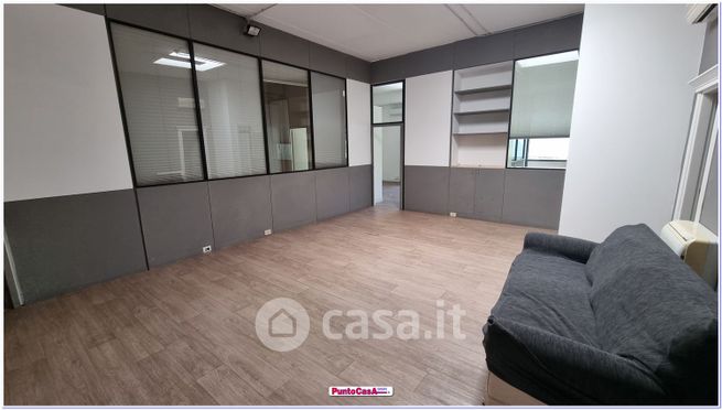 Ufficio in commerciale in ABETI