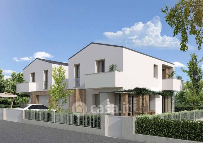 Villa in residenziale in Via Bezzecca 14