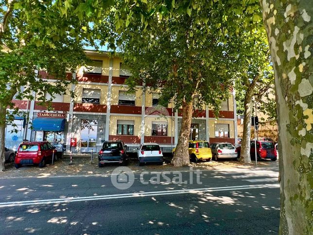 Appartamento in residenziale in Viale del Castello 40