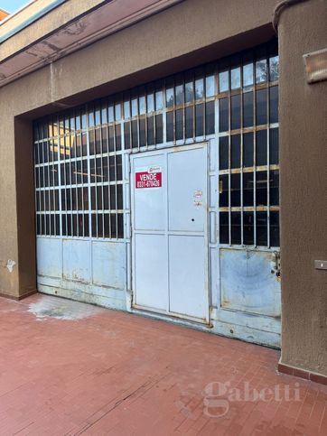 Capannone in commerciale in Vicolo Carlo Poma 4