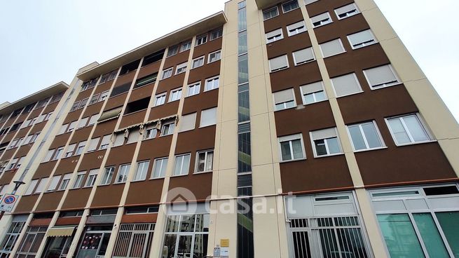 Ufficio in commerciale in Via Lagrange 26
