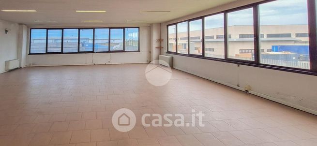 Ufficio in commerciale in Piazzale Pietro Gobetti 1