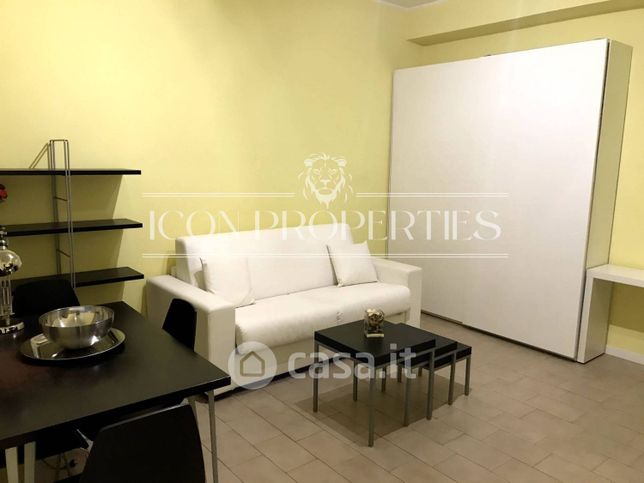 Appartamento in residenziale in Via Salasco