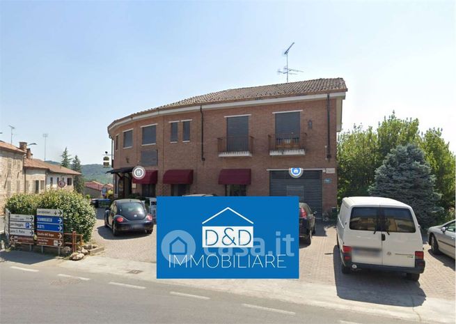 Capannone in commerciale in Via Asti 1