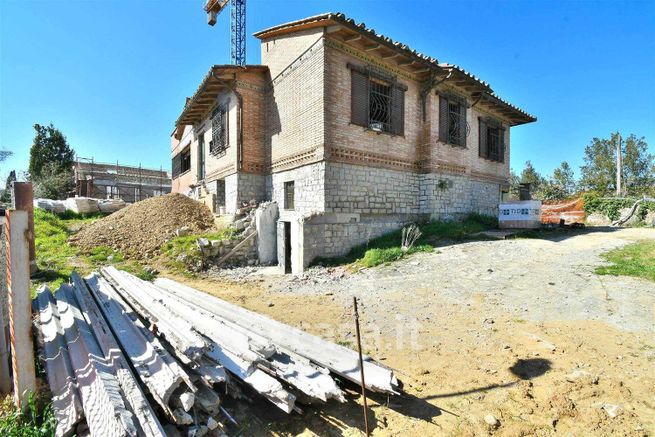 Appartamento in residenziale in Strada regionale 222 Chiantigiana