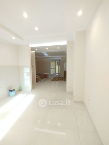 Appartamento in residenziale in Via MONTAGNA