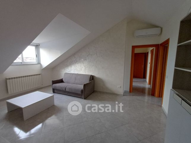 Appartamento in residenziale in Via Grotta 31