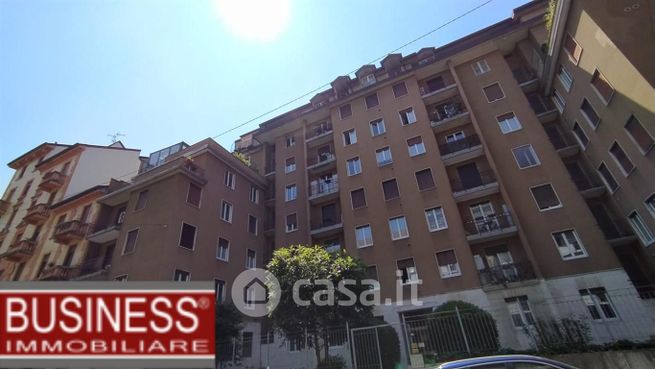 Appartamento in residenziale in Via Marco Greppi 10