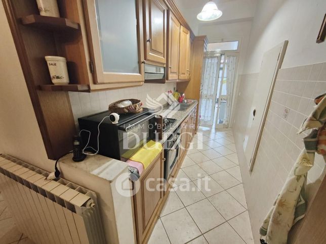 Casa indipendente in residenziale in Via Giulio Cesare 41