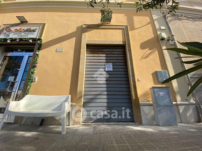 Garage/posto auto in residenziale in Piazza Vittorio Emanuele 19