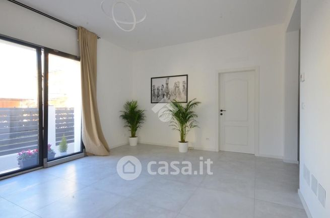 Appartamento in residenziale in Via Santuario 25