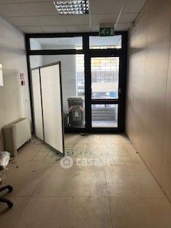 Ufficio in commerciale in Via Giovanni Brugnoli