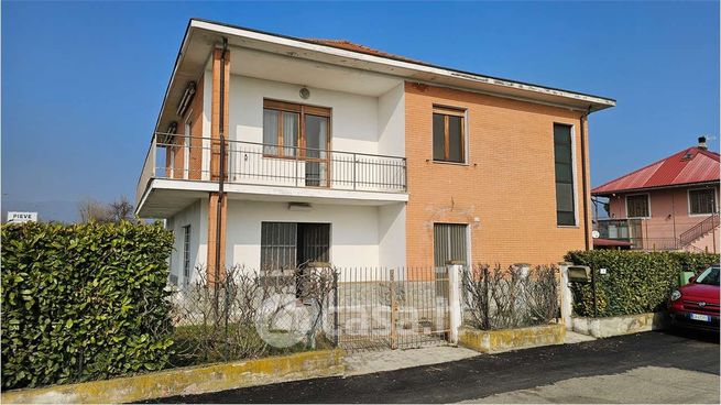 Villa in residenziale in Strada Cappella Verde