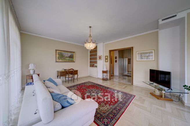 Appartamento in residenziale in Via Galliate 11