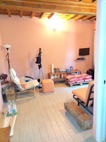 Appartamento in residenziale in Via Mangona 15